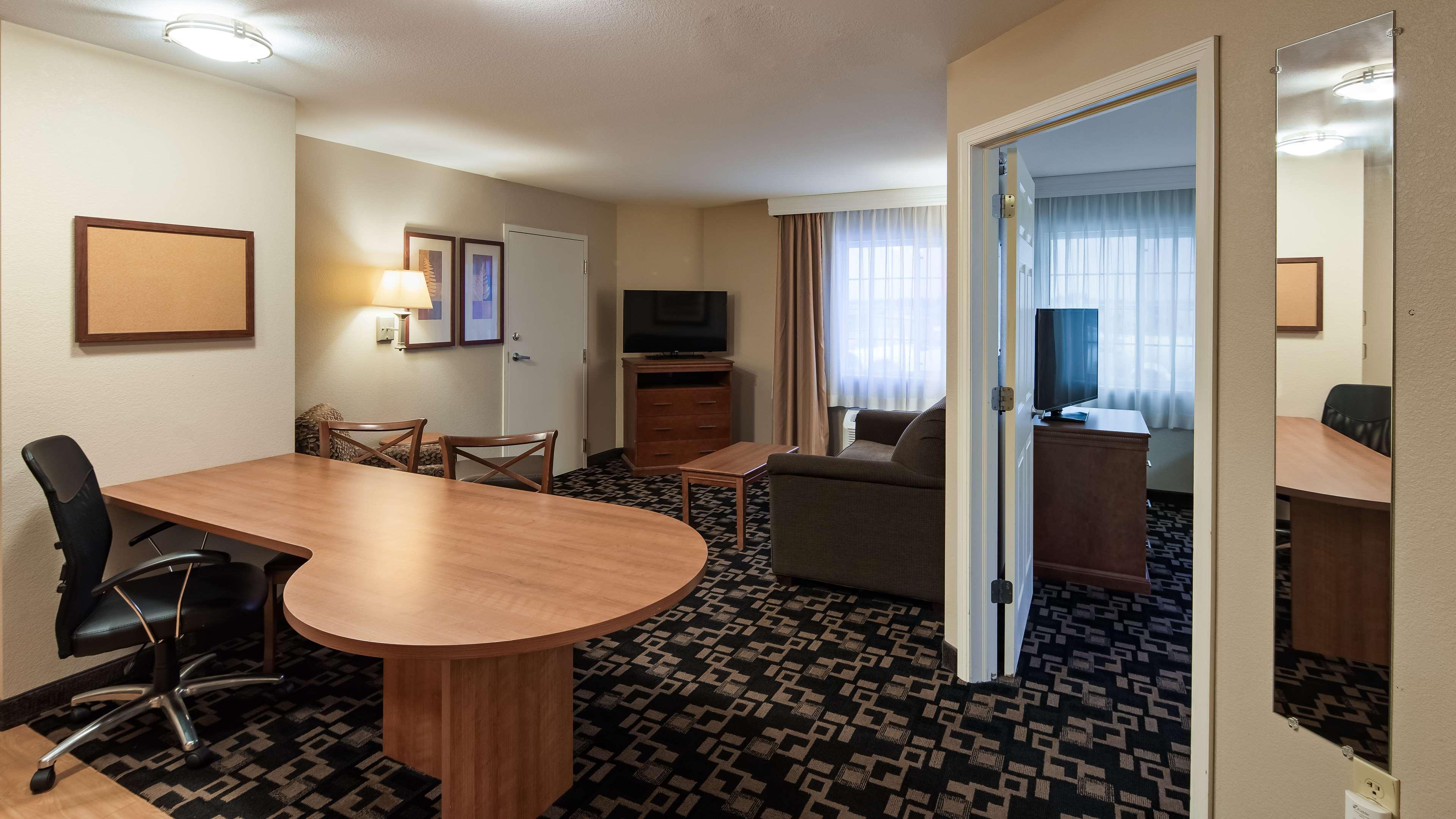 Best Western Plus Wausau-Rothschild Hotel Bagian luar foto