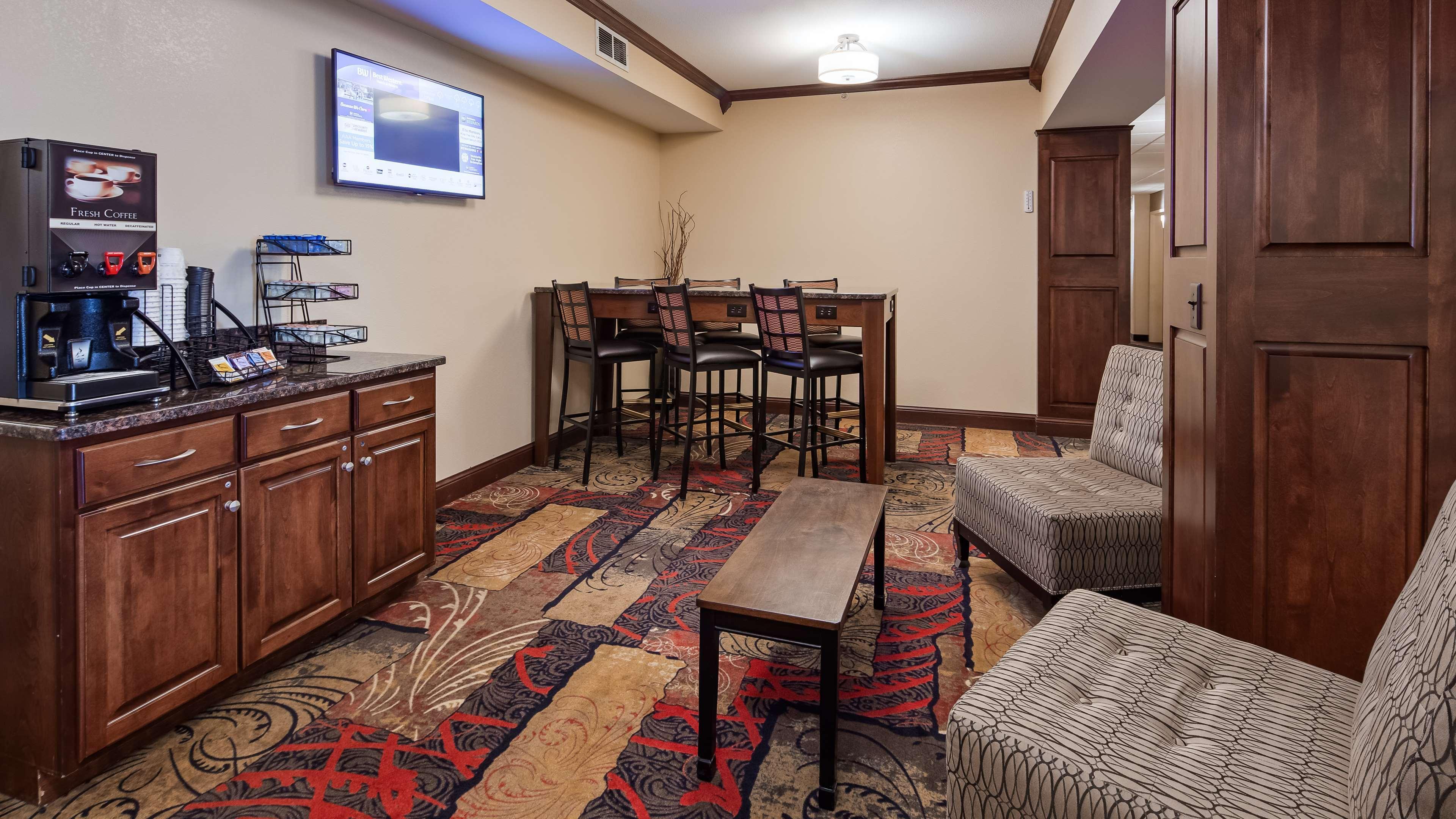 Best Western Plus Wausau-Rothschild Hotel Bagian luar foto